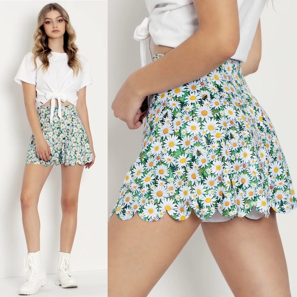 Daisy Chain Shorties Limited Large ✨made in Australia